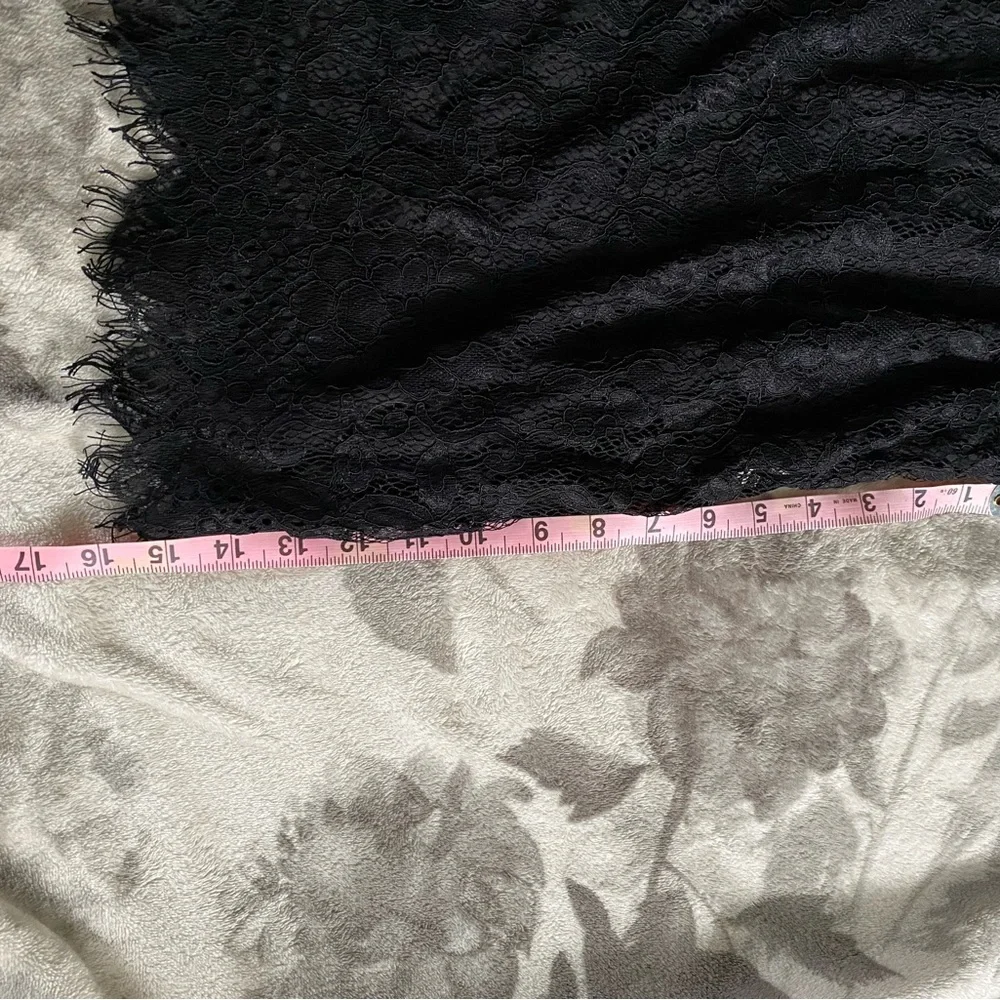 No Boundaries Black Lace Keyhole Blouse xxl lined - Picture 4 of 5